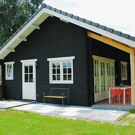 別荘 Buitenhuisje De Veldweg *